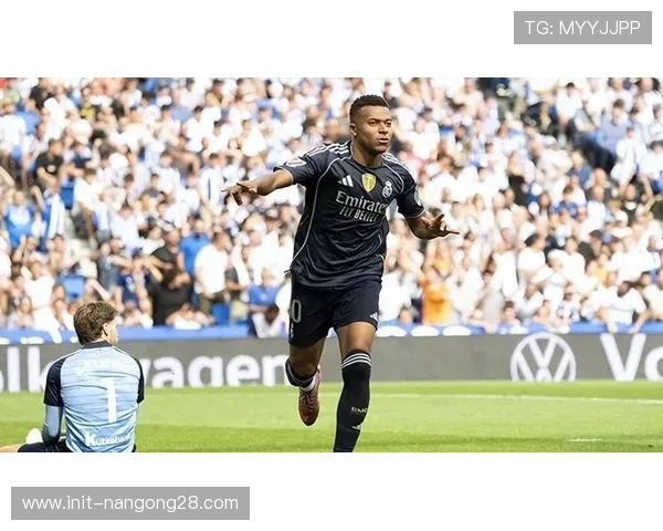 姆巴佩联赛阶段轰13球领跑射手榜,状态火热剑指欧冠 姆巴佩联赛阶段轰13球领跑射手榜,状态火热剑指欧冠